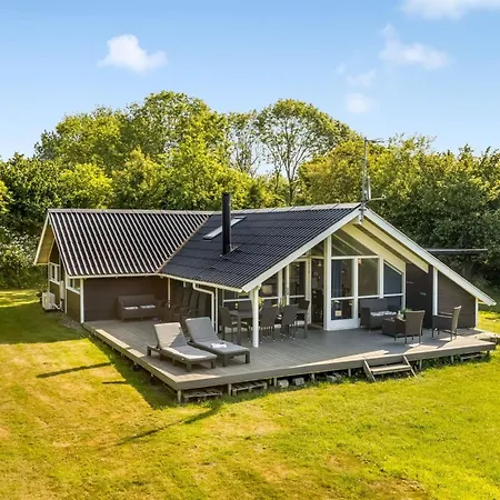 Kai - 400m From The Sea By Interhome *
