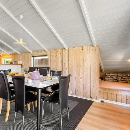 Kai - 400m From The Sea By Interhome